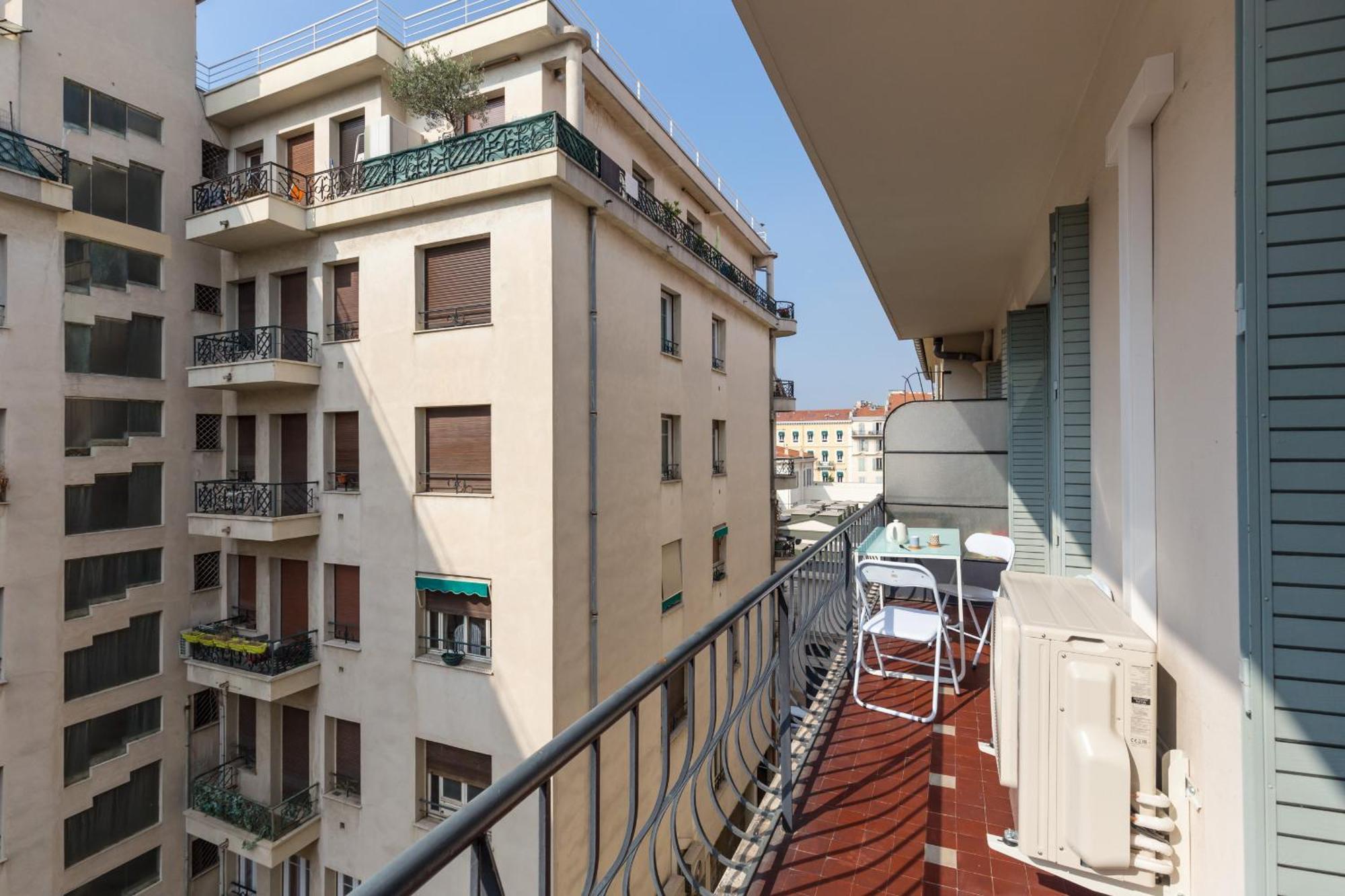 Ultra Central Large 2 Bdr Near Massena Square Nice Exterior photo